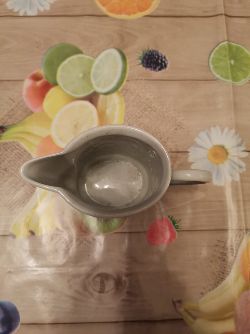 Старинна каничка за мляко - Image 2