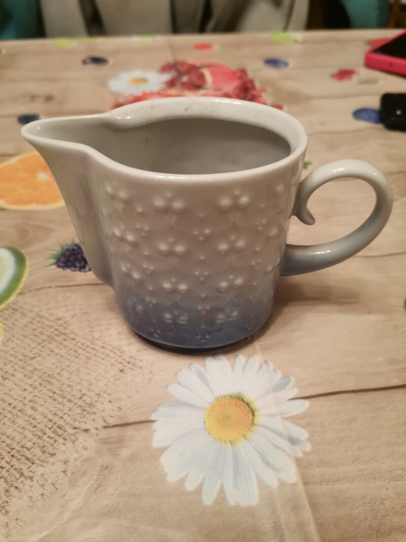 Старинна каничка за мляко - Image 3